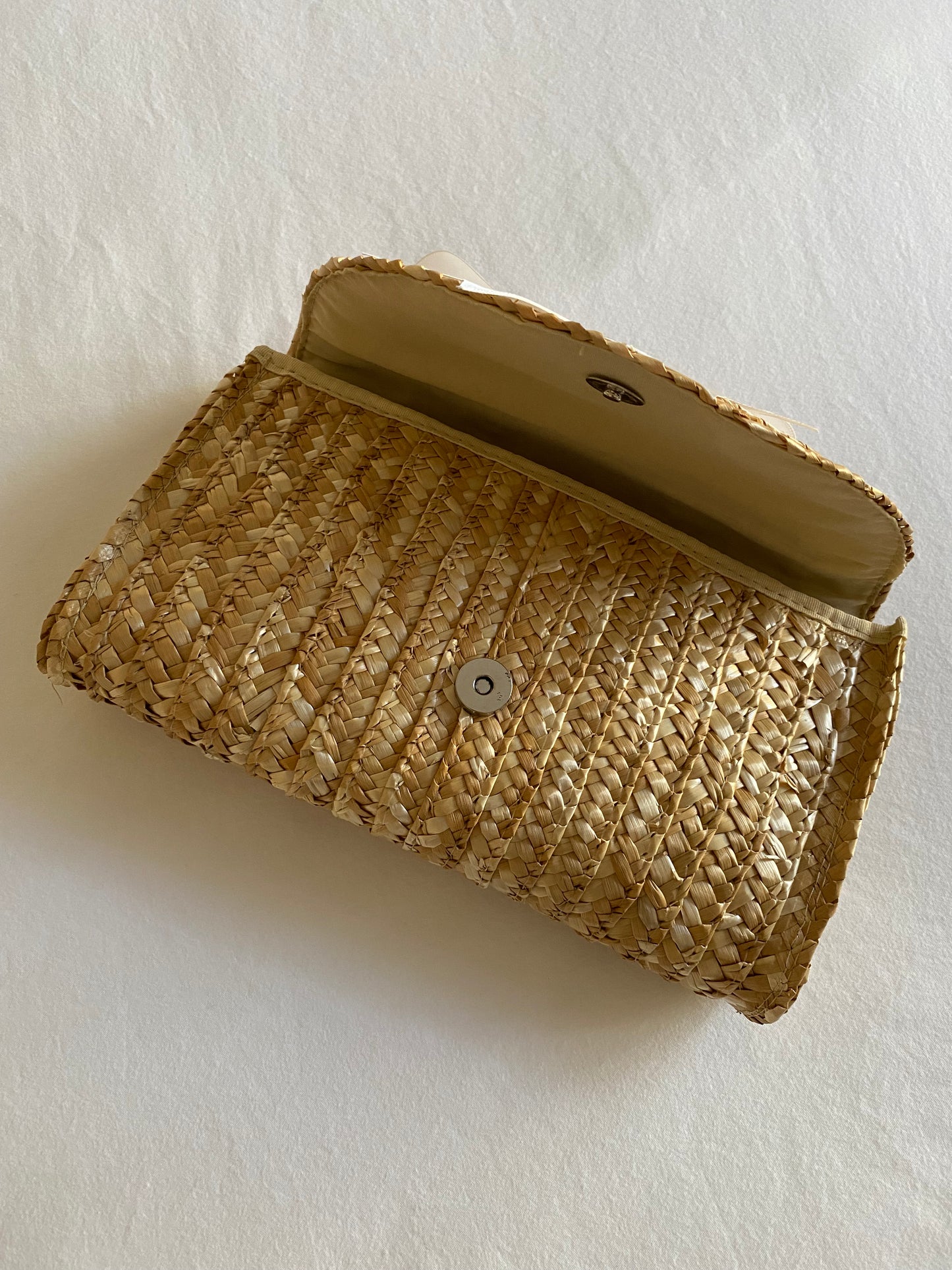 Heart Rattan Straw Clutch